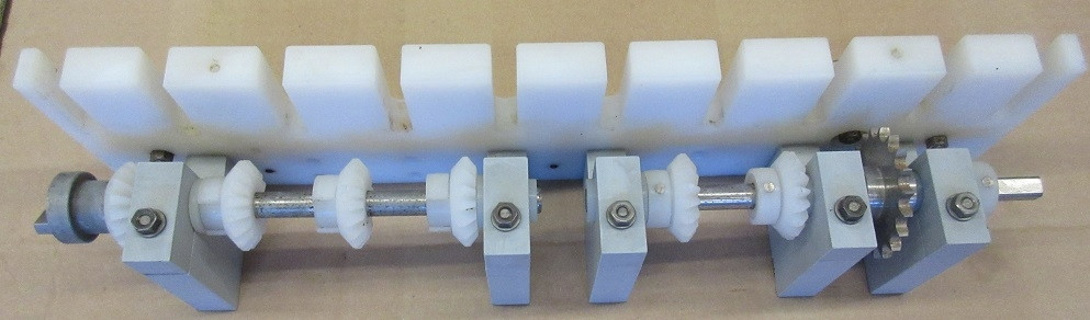 Transportrollenträger mit Metallverstärkung und Antriebswelle  46,5 cm