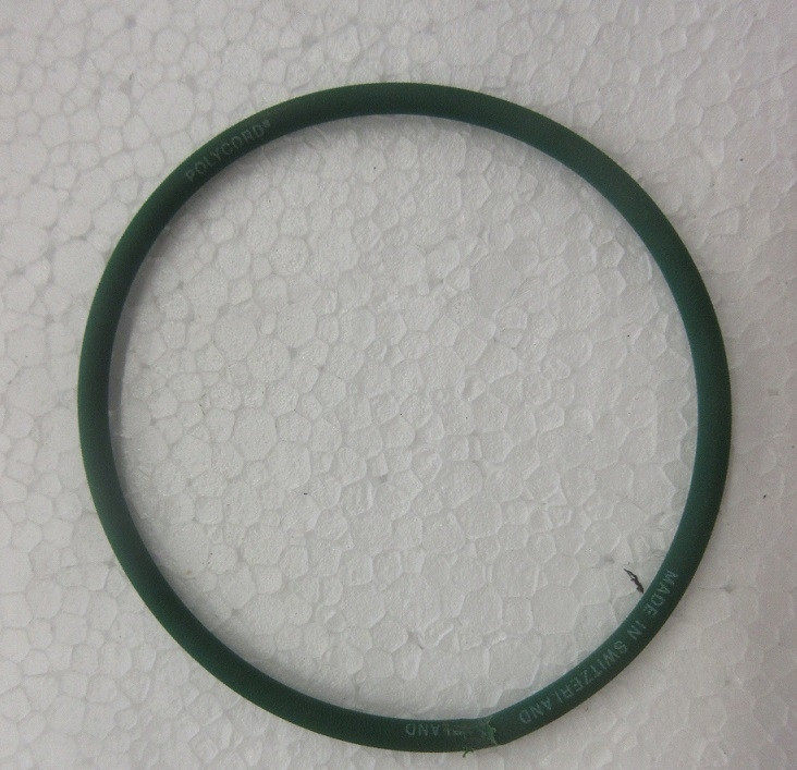 Verschweißter Kunststoffriemen, Polycord,  grün,Durchmesser 9 cm, Stärke 4 mm