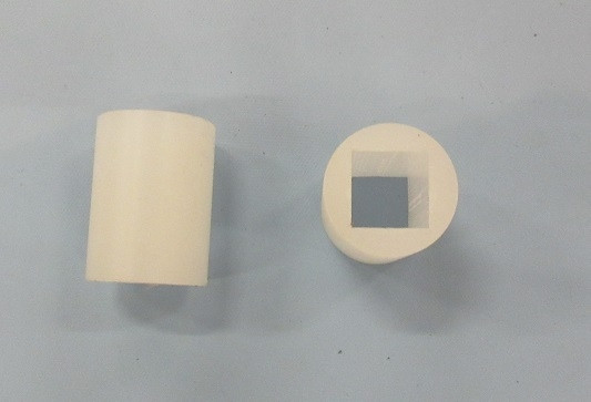 Buchse/PVDF v=11,4 D=0 L= 27,2  - NEU-