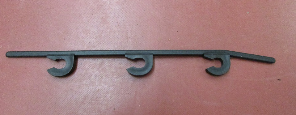 Clips für Flextransport L= 17,5 cm , Durchmesser: 6  mm, schwarz , d r e i   Aufnahmen !!!