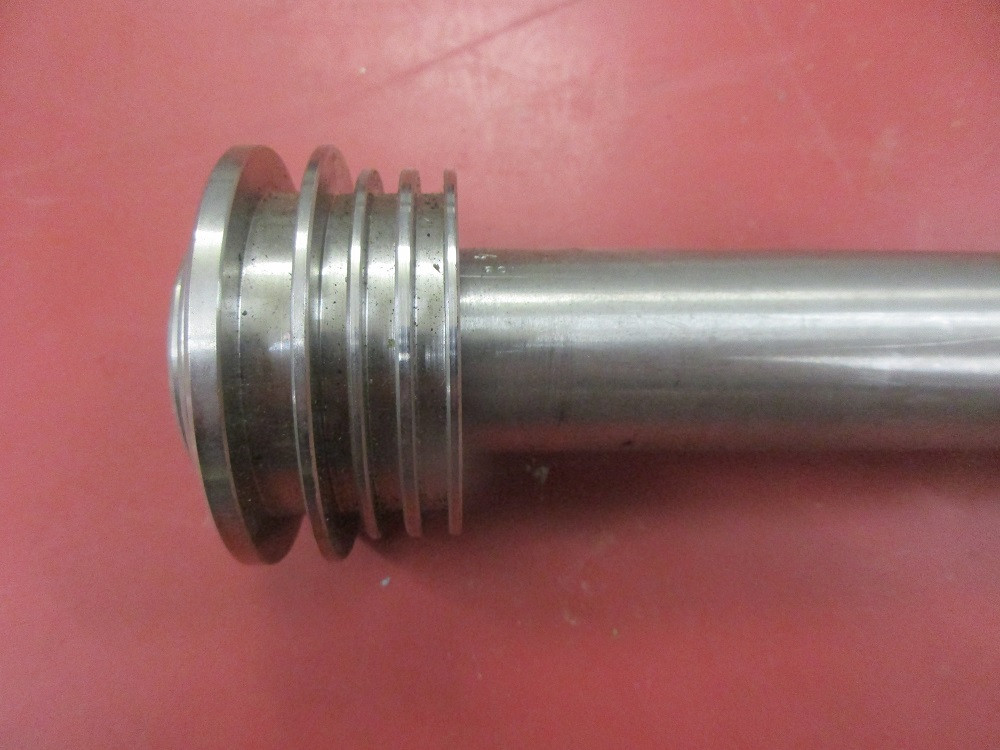 Antriebswelle für Bürsten mit Antriebsrad 23 cm
