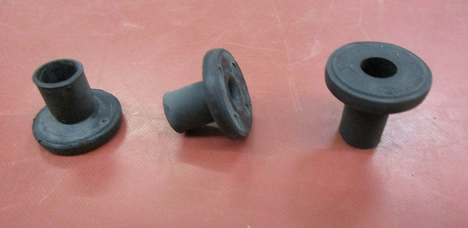 Röllchen , einseitiger Bund , d = 8 mm D = 22 mm 