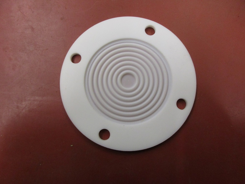 Membrane  D = 99,70  4 Loch  d = 6,9 mm