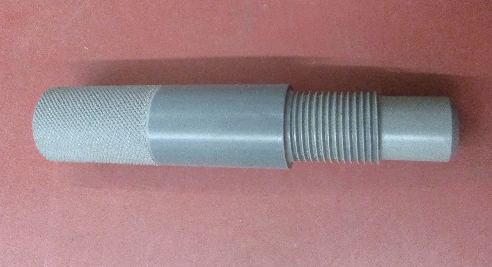 Raendelschraube/PVC-DG