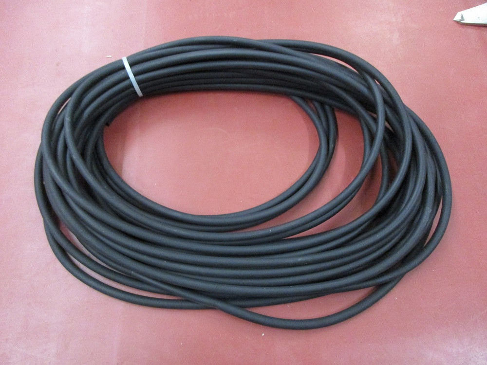 Schlauch / EPDM 7 x 3 mm Preis pro Meter