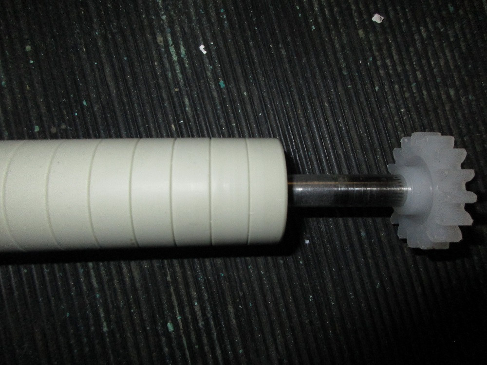 Walze - PP geriffelt  mit  Antiebsrad - Zustand sehr gut