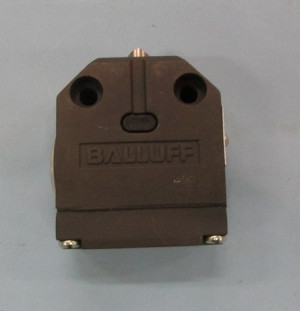 Positionsschalter Fa. Balluff Typ: BNS 819-99-D-11