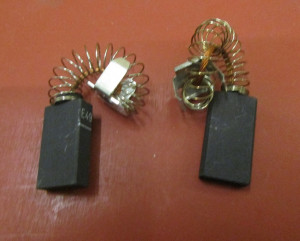 Kohlenbürsten E49F7   23,10 x 12,90 x 5,95 