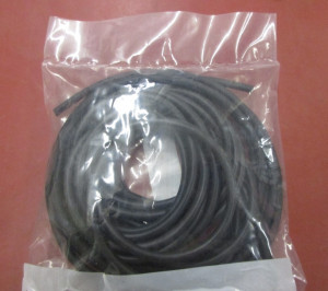 Vitonschlauch/ID= 03 x 1  schwarz, Preis je m