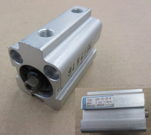 PNEUM.ZYLINDER  Typ  ADV-25-25-A  Nr. 0990R    Festo