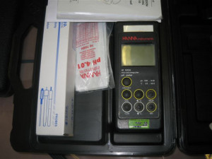 Ph Meter  Hanna 9024-C