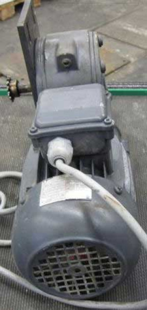 Antriebsmotor MAZ FK 71L/4