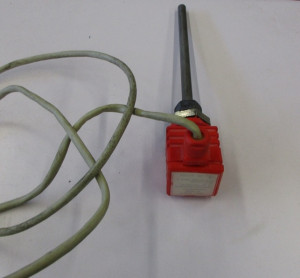 Temperaturfühler  Typ TF 12-20/LKG-8-K3/9   Messbereich   0-100 Grad 