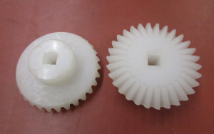 Kegelrad/v=10 Z=30 D=76 M=13,5 auf 31