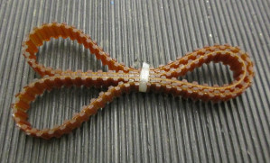 Synchroflex-Zahnriemen T5/L=690