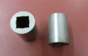 Buchse/Titan Vierkant v =10 mm  D=20  L=30 - N E U -